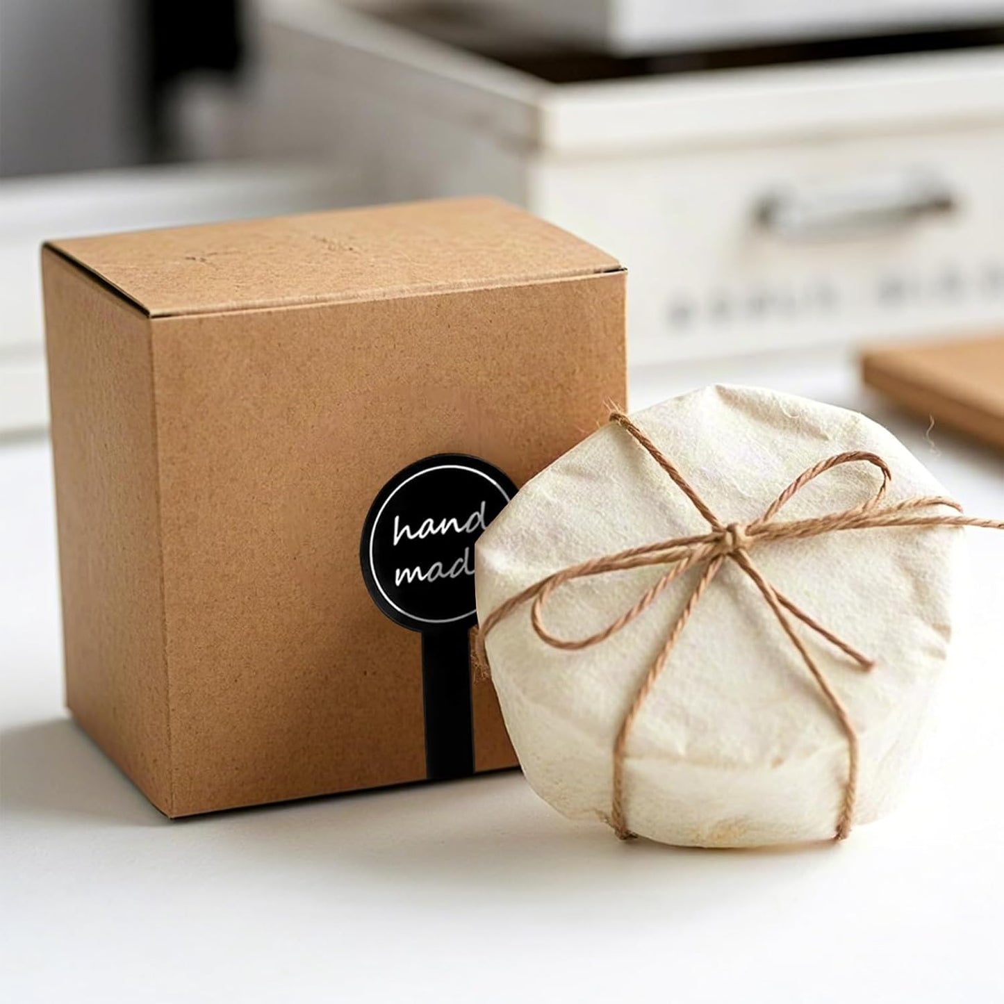 300 Pcs Handmade Stickers for Bakery Packaging – Black Self-Adhesive Food Labels for Homemade Baking, Tamper-Proof Seal Stickers